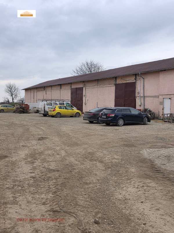 Дава под наем склад, гр. елин пелин, област софия област