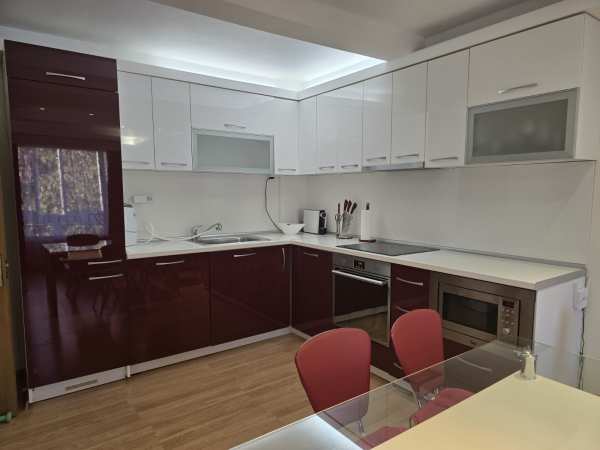 Дава под наем 3-стаен, гр. варна, чайка