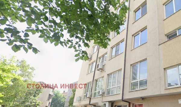 Дава под наем офис, гр. русе, център