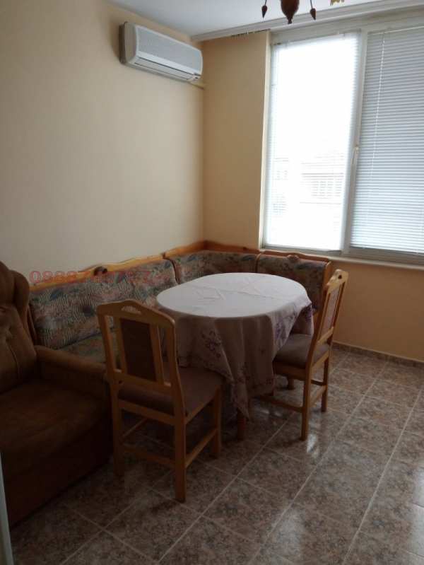 Дава под наем 2-стаен, гр. монтана, идеален център