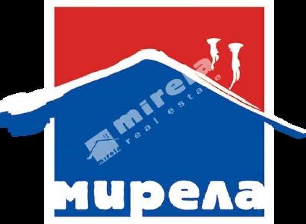 Дава под наем гараж, паркомясто, гр. ямбол, център
